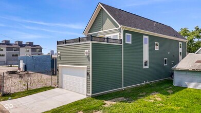 1405 Deloss St in Indianapolis, IN - Foto de edificio - Building Photo