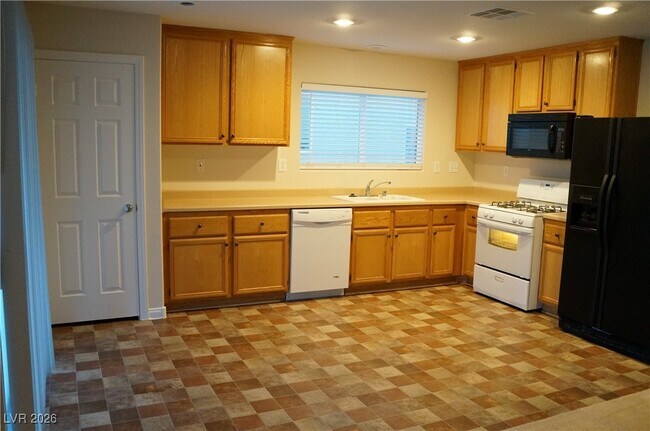 8657 Palomino Ranch St in Las Vegas, NV - Building Photo - Building Photo