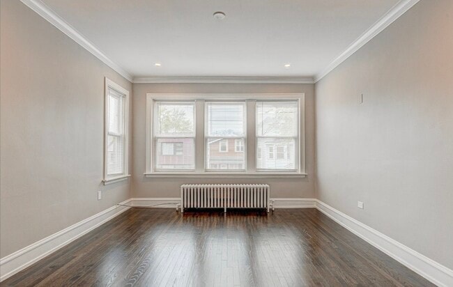 1935 N Saint Louis Ave, Unit 2F in Chicago, IL - Building Photo - Building Photo