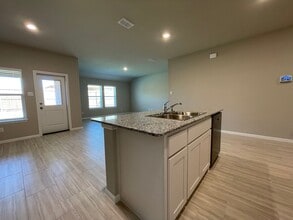 1616 Strath St in Cleburne, TX - Building Photo - Building Photo