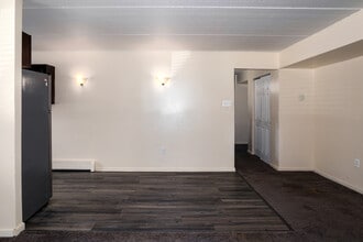 Pennsbury Woods in Levittown, PA - Foto de edificio - Interior Photo