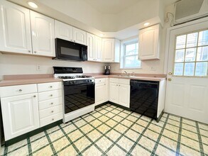 2635 S Bouvier St in Philadelphia, PA - Building Photo - Building Photo