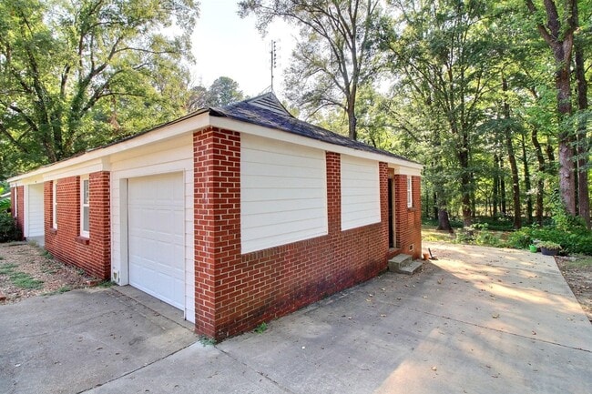 487 S Center St in Collierville, TN - Building Photo - Building Photo