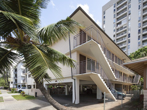 427 Pau St in Honolulu, HI - Building Photo - Building Photo