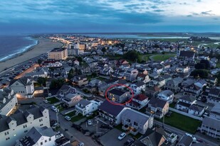 9 Cole St in Hampton, NH - Building Photo