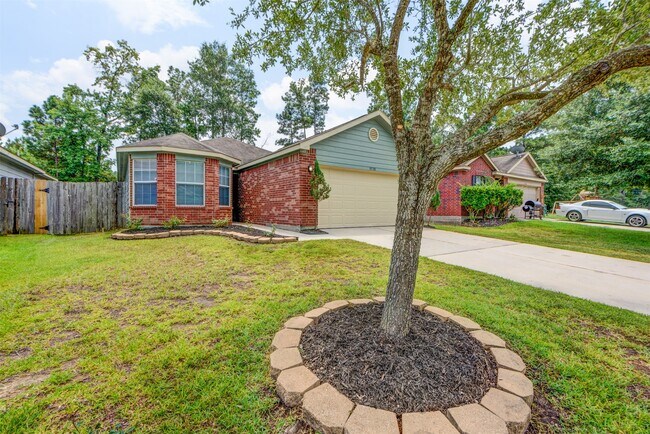 9730 Gulfstream in Conroe, TX - Building Photo - Building Photo