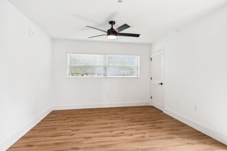 1823 Danese Ct in Jacksonville, FL - Building Photo - Building Photo