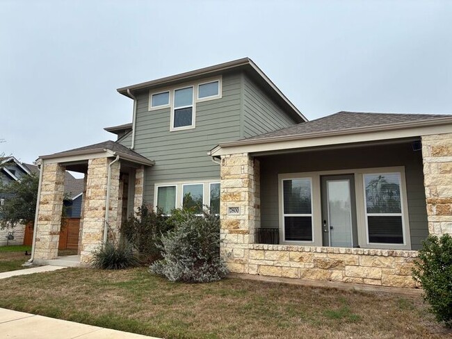 7800 Hillock Terrace in Austin, TX - Building Photo - Building Photo