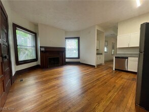 1848 E 89th St in Cleveland, OH - Building Photo - Building Photo