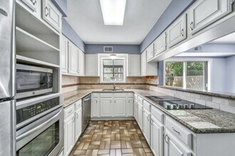 4137 Ruskin St in West University Place, TX - Building Photo - Building Photo