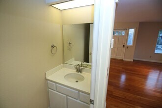 76 N Sierra Bonita Ave in Pasadena, CA - Building Photo - Building Photo
