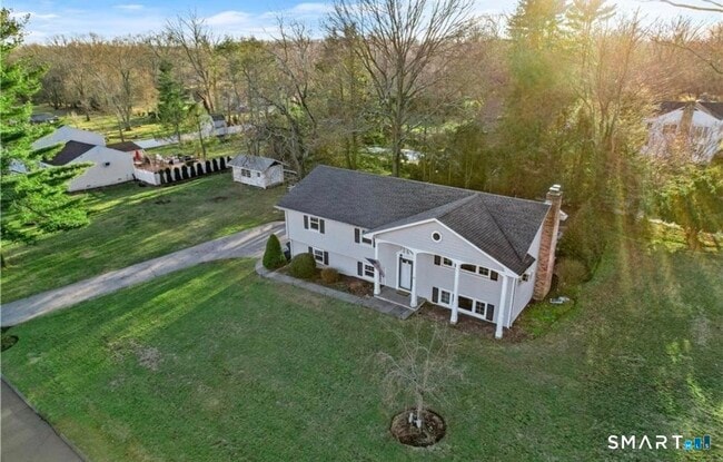 1 Cottontail Rd in Norwalk, CT - Building Photo - Building Photo