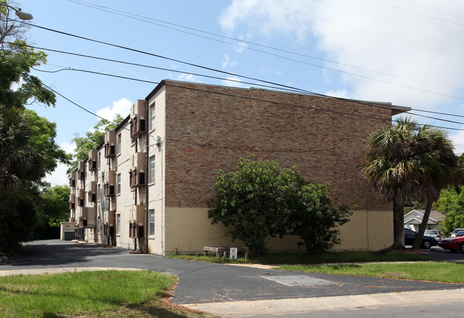 Villas of East Hill in Pensacola, FL - Foto de edificio - Building Photo