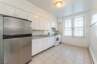 712 22nd St in Union City, NJ - Building Photo - Building Photo