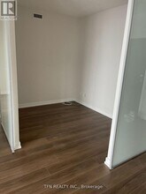 33 Charles St E in Toronto, ON - Building Photo - Building Photo