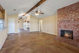 4706 Jefferson Ave in Deer Park, TX - Building Photo - Building Photo