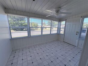 2320 Crest Dr in Haines City, FL - Building Photo - Building Photo