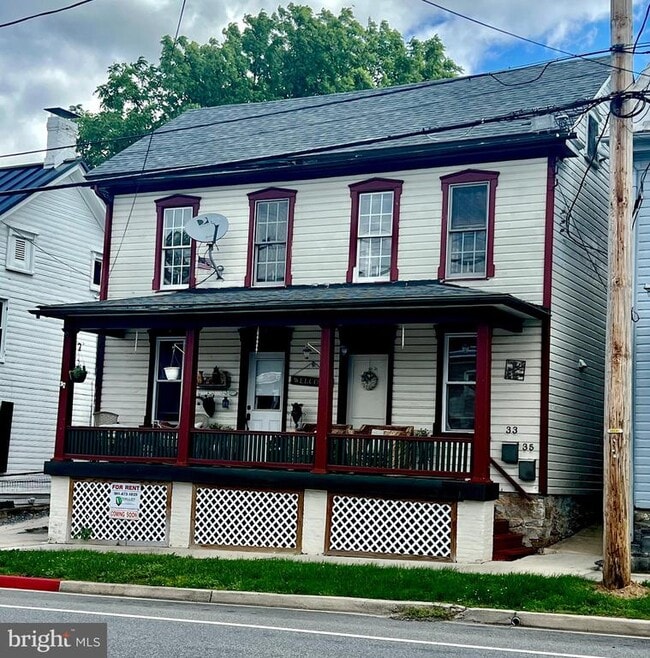 property at 33 S Main St