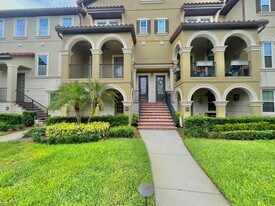 821 Lobelia Dr in Lake Mary, FL - Building Photo