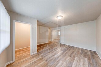 3451 N Hartman Dr in Indianapolis, IN - Building Photo - Building Photo