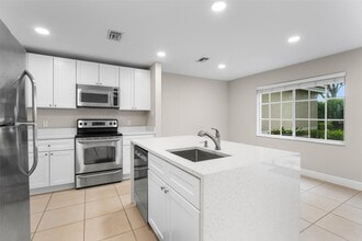 6639 Old Farm Trl in Boynton Beach, FL - Building Photo - Building Photo