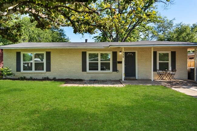 property at 338 Tomrob Dr