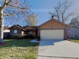 8517 Iron Mill Ct in Jacksonville, FL - Building Photo