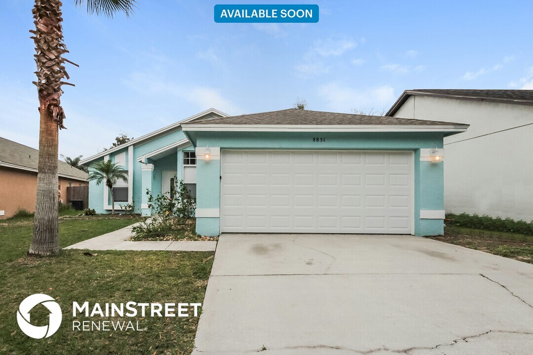 8851 Parliament Ct in Kissimmee, FL - Building Photo