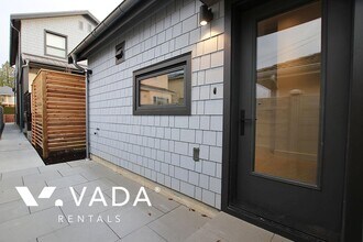 2060 W 44th Ave in Vancouver, BC - Building Photo - Building Photo