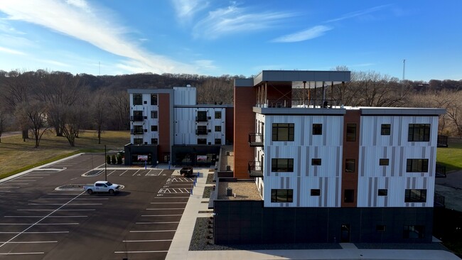 Axis Lofts in Mankato, MN - Building Photo - Building Photo