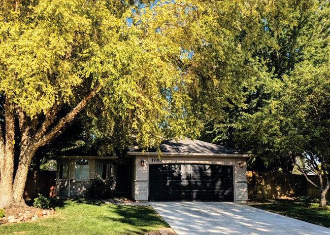 property at 17016 N Tanner Pl