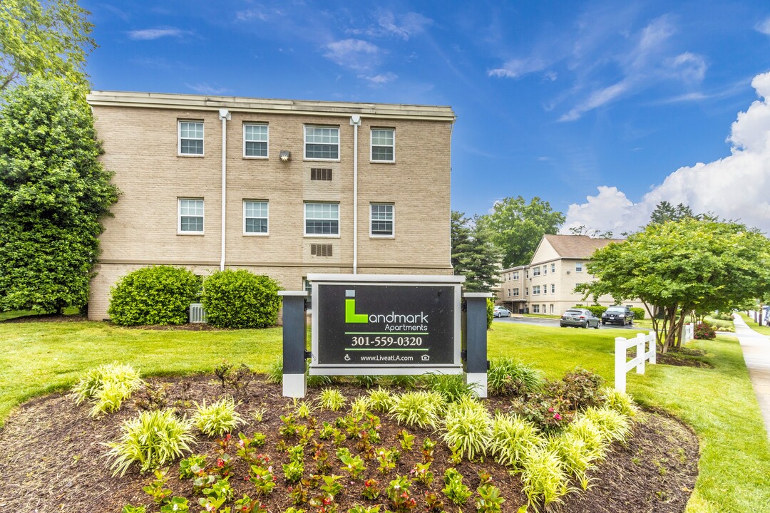 Landmark Apartments in Hyattsville, MD - Foto de edificio