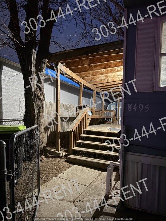 8495 Madison Way in Denver, CO - Building Photo