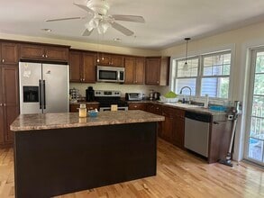 42 Walnut St in Old Orchard Beach, ME - Building Photo - Building Photo