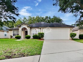 9426 Staplehurst Dr in Jacksonville, FL - Building Photo