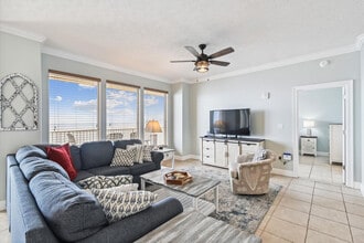 8715 Surf Dr, Unit SI ID1523323P in Panama City Beach, FL - Foto de edificio - Building Photo