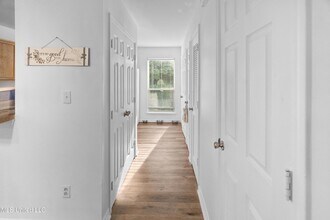 259 Benachi Ave in Biloxi, MS - Foto de edificio - Building Photo