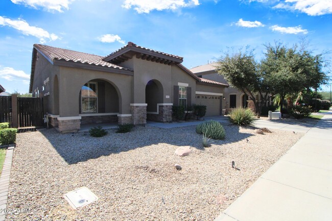 2871 E Fandango Dr in Gilbert, AZ - Building Photo - Building Photo