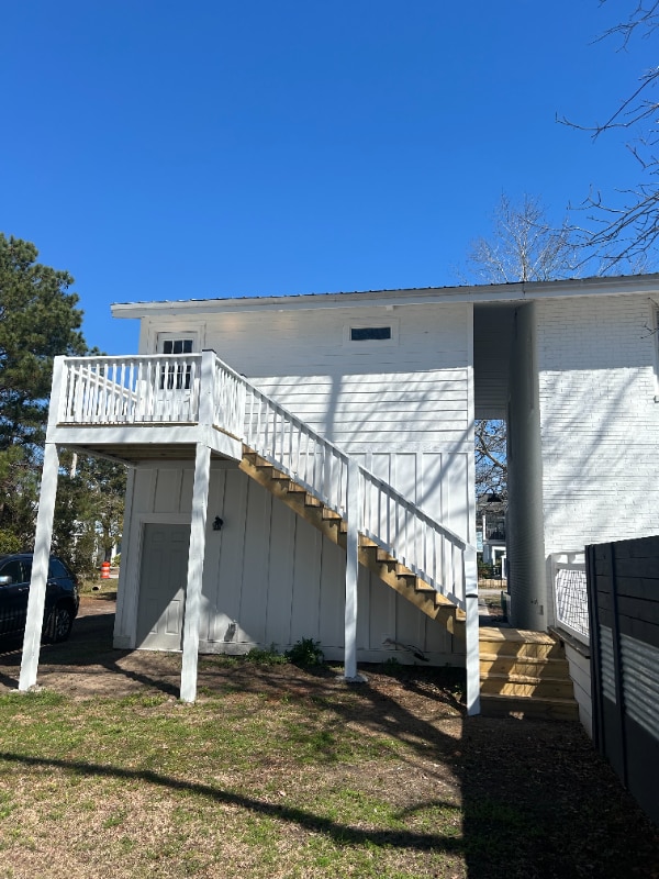 405 Pine Ave in Murrells Inlet, SC - Foto de edificio - Building Photo