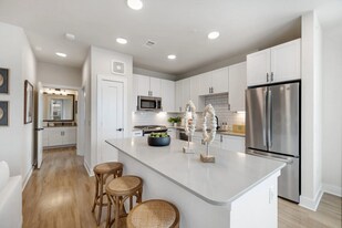 5123 Harlem Rd in Richmond, TX - Building Photo