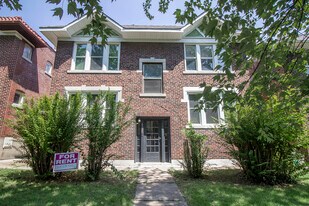 4955 Lindenwood Ave, Unit 2E in St. Louis, MO - Building Photo