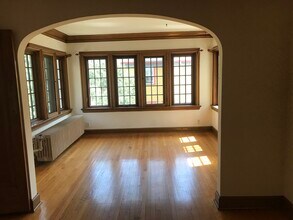 2106 Kendall Avenue, Unit 2108 in Madison, WI - Foto de edificio - Building Photo