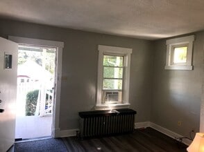 7903 Lloyd Ave in Pittsburgh, PA - Building Photo - Building Photo