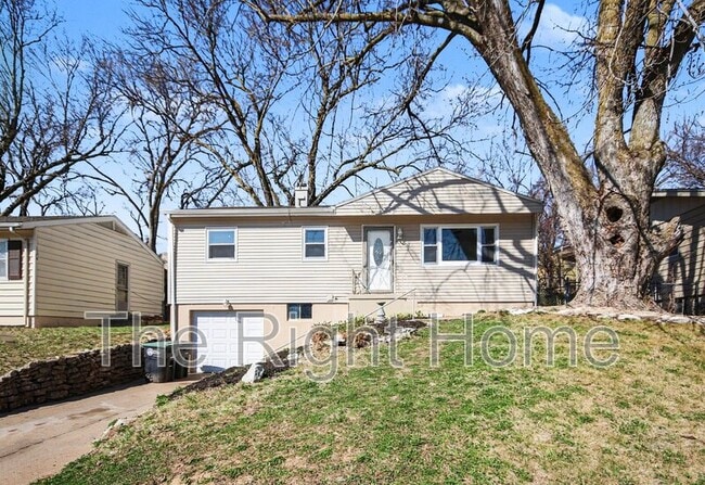 1606 Cole Creek Dr in Omaha, NE - Building Photo - Building Photo