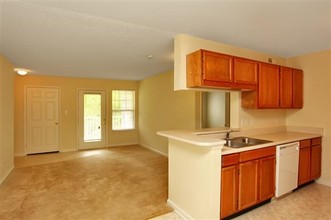 Sterling Park Apartments in Henderson, NC - Building Photo - Interior Photo