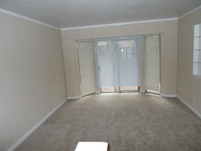 property at 800 Post Oak Blvd