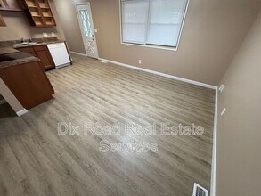 301 Cranewood Dr in Trenton, OH - Building Photo - Building Photo