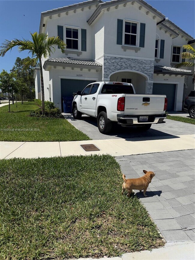 16220 SW 288th Terrace in Homestead, FL - Building Photo - Building Photo