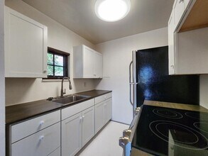 335 Otero St in Santa Fe, NM - Building Photo - Building Photo