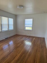 1105 Sycamore Rd in Kinston, NC - Building Photo - Building Photo